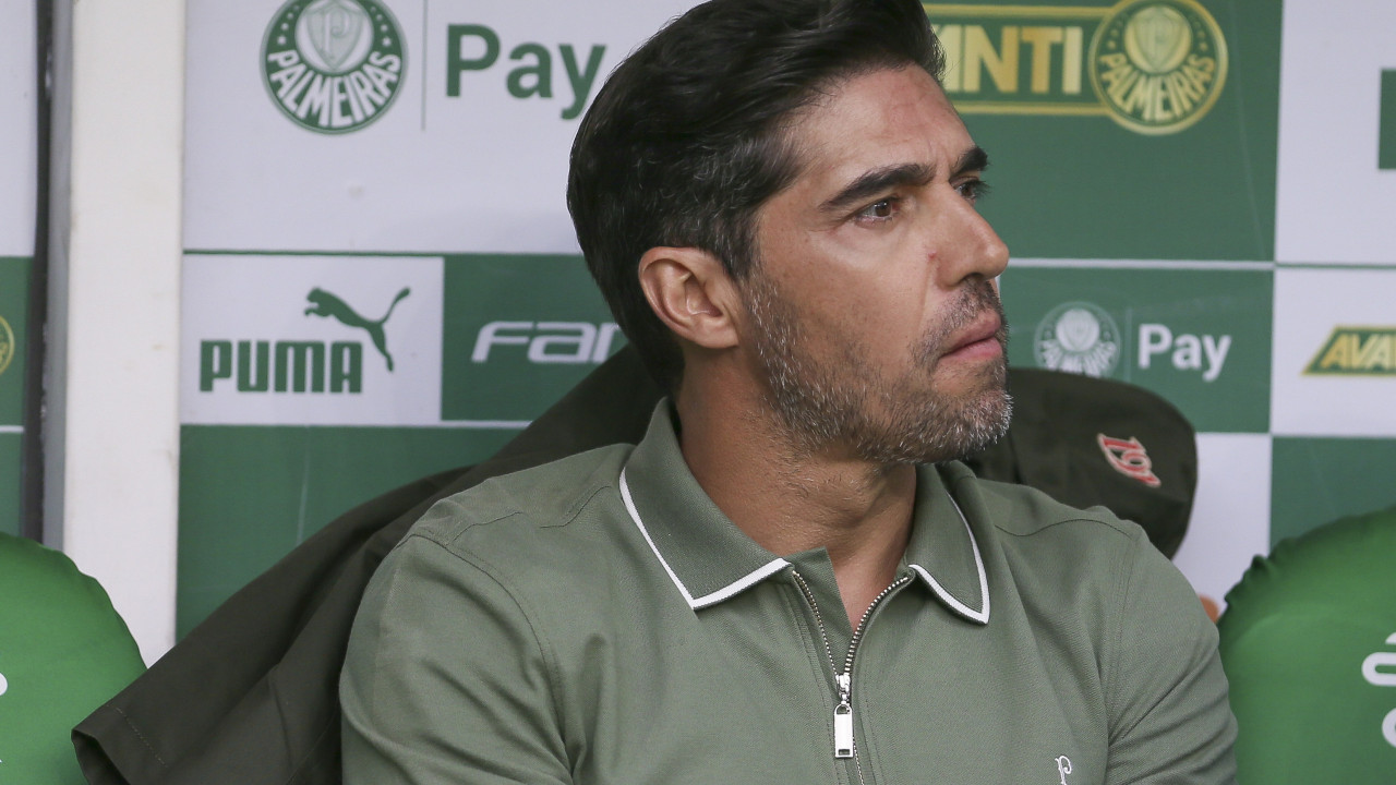 Com Abel na torcida, Palmeiras vence Cruzeiro e é campeão brasileiro sub-20